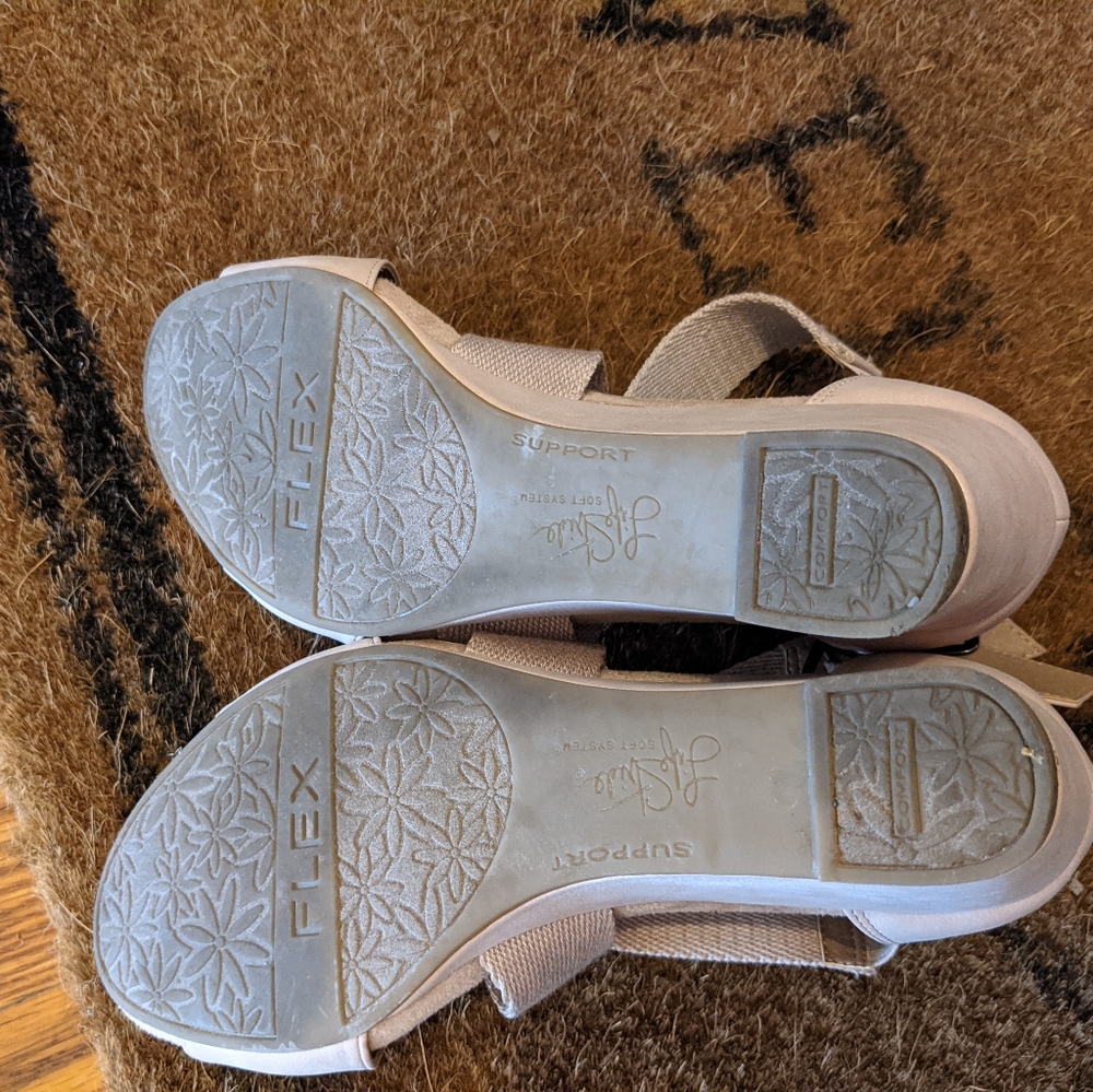 Lifestride wedges - Picture 3 of 3